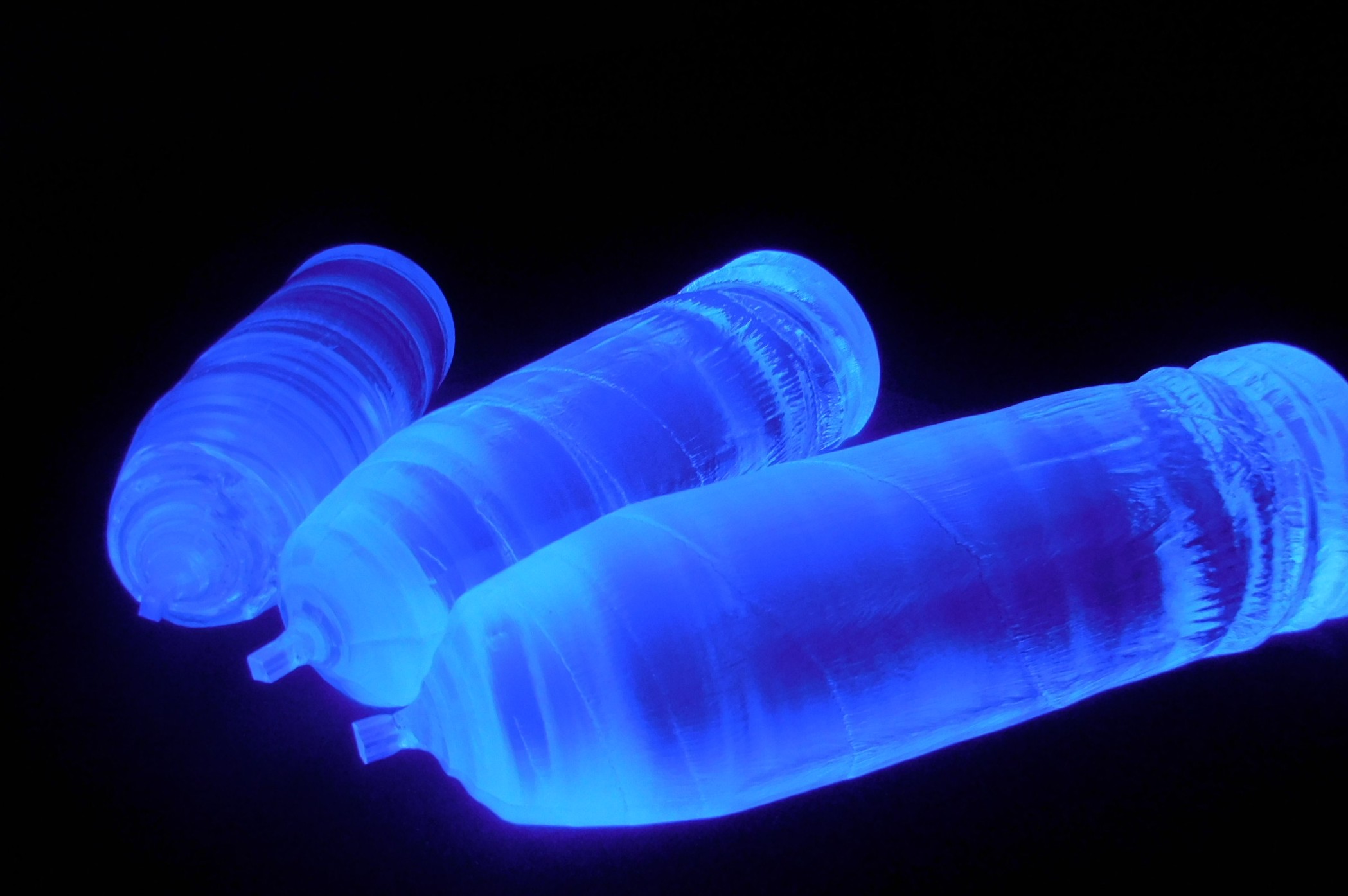 single crystal for scintillator_en_340200.jpg